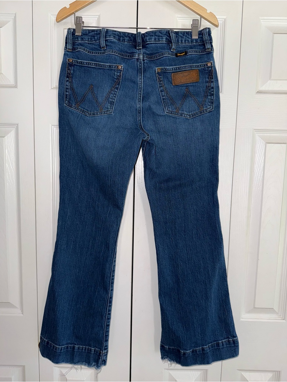 Wrangler boot cut high rise Jean size 30/L29